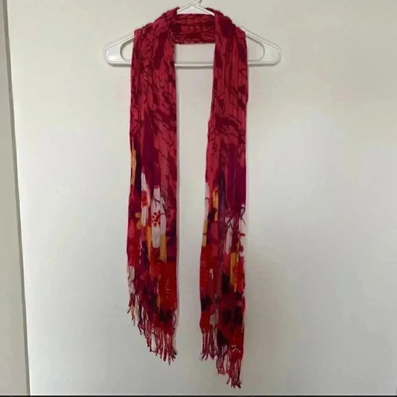 Pink Floral Fringe Scarf - Picture 2 of 4